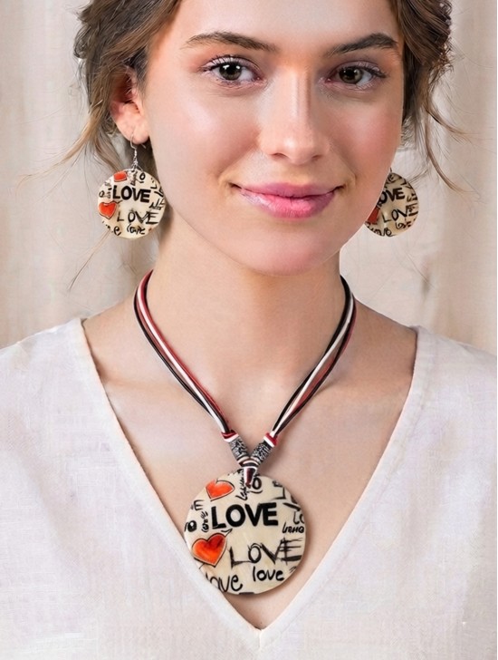 Fashion Love Words Print Shell Necklace and Earrings Set Fashion Love Words Print Shell Necklace and Earrings Set